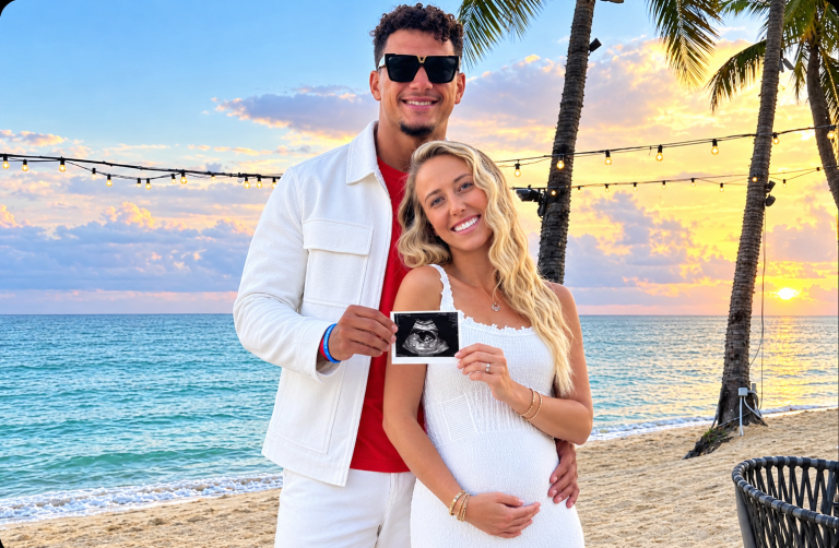 BABY NO. 4 IS ON THE WAY! Patrick Mahomes & Brittany SHOCK the NFL World With Stunning Pregnancy Announcement as They Reveal Ultrasound Photos to show the tiny heartbeat and gender reveal